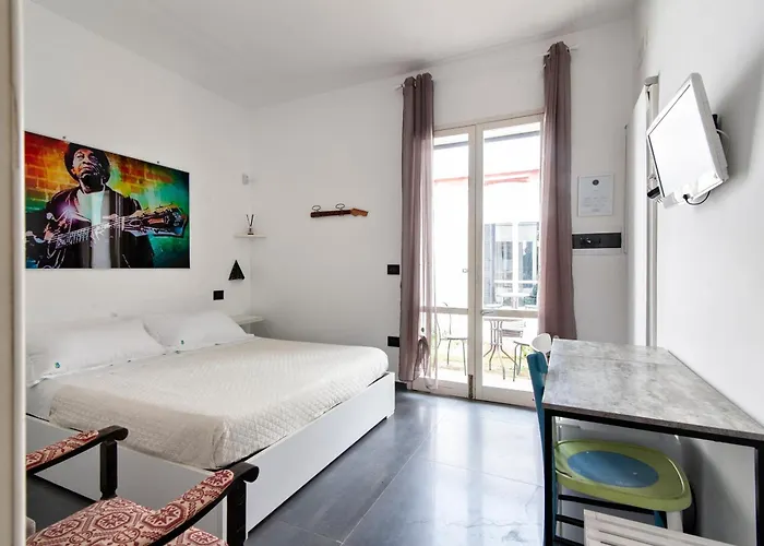 Bed & Breakfast Bed & Blues