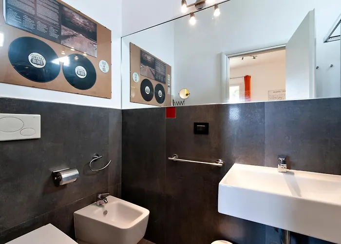 Bed & Blues Bed & Breakfast