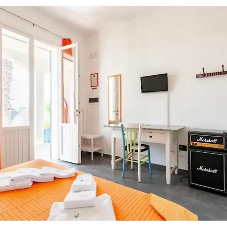 Bed & Blues Bed & Breakfast
