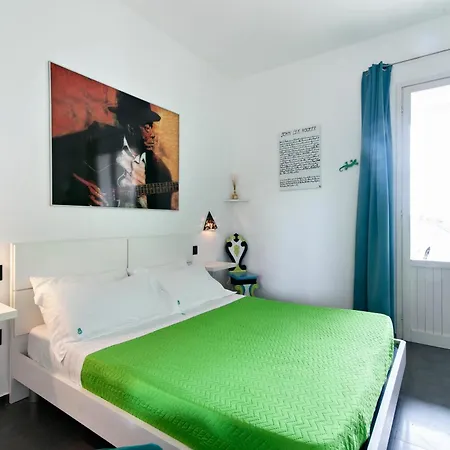 Bed & Blues Bed and Breakfast *